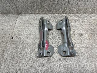 Петля капота ALFA ROMEO 159 939 2 ракурс Петля капота ALFA ROMEO 159 939 2 ракурс