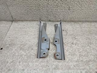 Петля капота MITSUBISHI MINICA H42A 1 ракурс