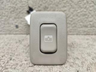 Запчасть кнопка люка HUMMER H3 2006