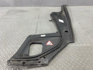 Пластиковая крышка на двс левая BMW 5-SERIES