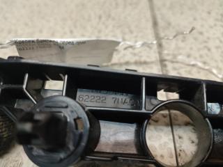 Крепеж бампера правый передний NISSAN ROOX B44A 62222 7NA0A 5 ракурс