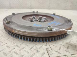 Маховик TOYOTA VITZ NCP15 2NZ-FE 3 ракурс Маховик TOYOTA VITZ NCP15 2NZ-FE 3 ракурс
