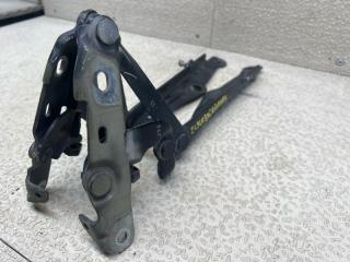 Петля капота CHRYSLER 300C LX 3 ракурс