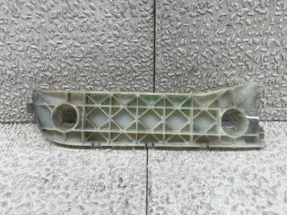 Крепеж бампера правый задний TOYOTA PROBOX NCP165 52155-52020 2 ракурс Крепеж бампера правый задний TOYOTA PROBOX NCP165 52155-52020 2 ракурс