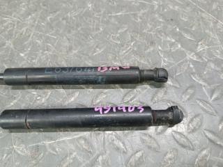 Амортизатор капота BMW 6-SERIES E63 51237070670 2 ракурс Амортизатор капота BMW 6-SERIES E63 51237070670 2 ракурс