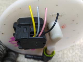 Топливный насос MAZDA FLAIR MJ55S R06A 15100-63R01 5 ракурс