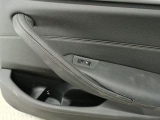 Обшивка дверей BMW 5-SERIES G30 5 ракурс