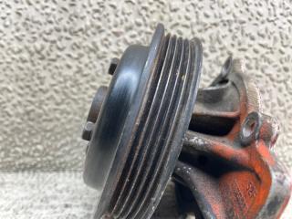 Помпа NISSAN SERENA C23 SR20DE 3 ракурс Помпа NISSAN SERENA C23 SR20DE 3 ракурс