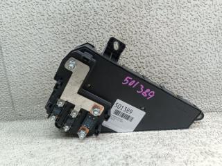 Блок предохранителей BMW 6-SERIES E63 6906 588-06 2 ракурс
