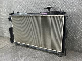 Радиатор основной TOYOTA ESQUIRE ZRR85 3ZR-FAE 422135-3681 4 ракурс