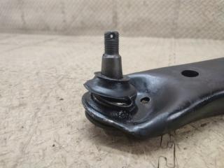 Рычаг левый передний TOYOTA ISIS ANM10 1AZ-FSE 2 ракурс