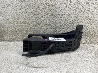 Педаль подачи топлива BMW X3 F25 3542 6860784-01 5 ракурс Педаль подачи топлива BMW X3 F25 3542 6860784-01 5 ракурс