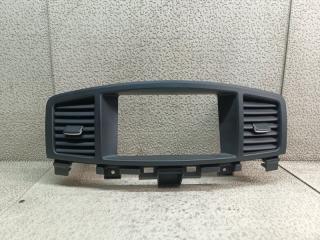 Консоль магнитофона NISSAN ELGRAND TE52 68270 1JA1A 1 ракурс