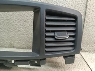 Консоль магнитофона NISSAN ELGRAND TE52 68270 1JA1A 4 ракурс