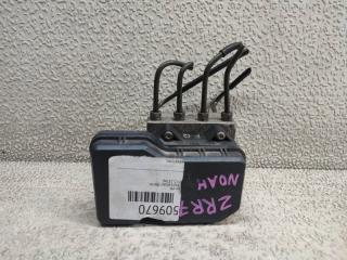 Блок abs TOYOTA NOAH ZRR70 3ZR-FE 44510-28160 3 ракурс Блок abs TOYOTA NOAH ZRR70 3ZR-FE 44510-28160 3 ракурс