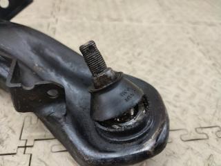 Рычаг правый передний HONDA STEPWGN RG1 K20A 3 ракурс