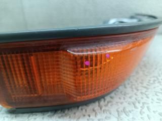 Габарит правый передний TOYOTA HIACE LH117 26-42 3 ракурс