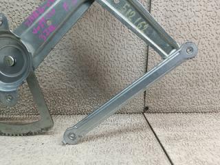 Стеклоподъемник левый передний TOYOTA VOXY ZRR70 85710-30400 5 ракурс