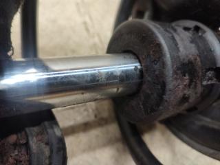 Стойка правая передняя BMW X3 E83 M54B30 3131 3413146 3 ракурс Стойка правая передняя BMW X3 E83 M54B30 3131 3413146 3 ракурс