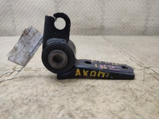 Подушка двигателя SUBARU TREZIA NCP120 1NZ-FE 2 ракурс Подушка двигателя SUBARU TREZIA NCP120 1NZ-FE 2 ракурс