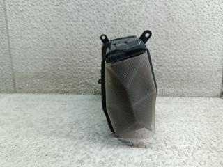 Дуйки левые передние NISSAN ELGRAND APE50 68750 VG000 4 ракурс