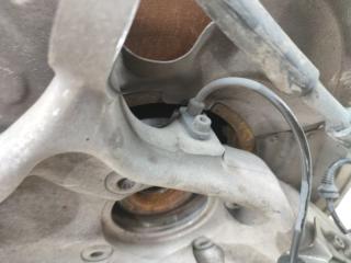 Ступица правая передняя BMW X6 E71 N55B30A 5 ракурс