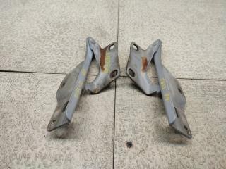 Петля капота NISSAN SUNNY