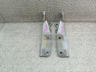 Петля капота MITSUBISHI EK WAGON H82W 1 ракурс Петля капота MITSUBISHI EK WAGON H82W 1 ракурс