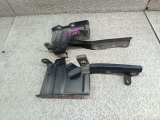 Петля капота SUBARU STELLA RN1 3 ракурс