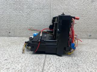 Блок предохранителей BMW 7-SERIES F01 N55B30A 9252815-01 4 ракурс