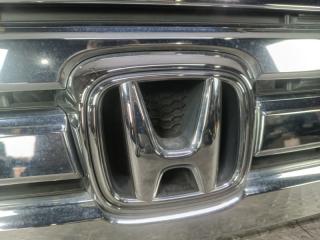 Решетка радиатора HONDA STEPWGN RK5 R20A 5 ракурс