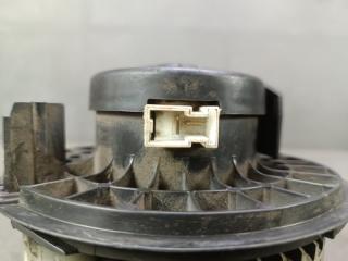 Мотор печки NISSAN WINGROAD Y12 27226-ED000 4 ракурс Мотор печки NISSAN WINGROAD Y12 27226-ED000 4 ракурс