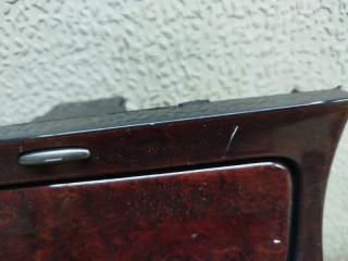 Консоль кпп TOYOTA SOARER UZZ40 3 ракурс Консоль кпп TOYOTA SOARER UZZ40 3 ракурс