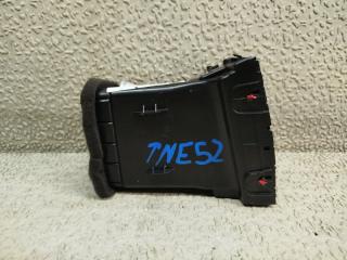 Дуйки правые передние NISSAN ELGRAND TNE52 E904-5211-100 3 ракурс