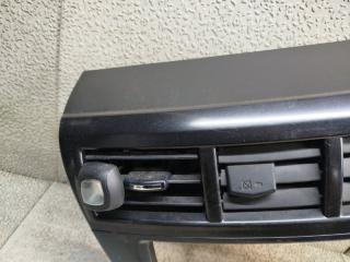 Консоль магнитофона TOYOTA PRIUS ALPHA ZVW41 2ZR-FXE 44405-4709 2 ракурс