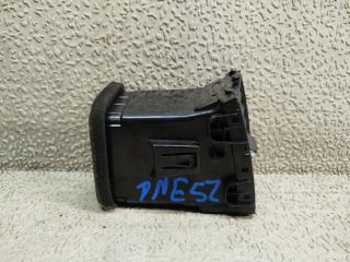 Дуйки левые передние NISSAN ELGRAND TNE52 E905-5311-100 2 ракурс