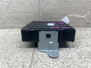 Блок управления efi MITSUBISHI TOPPO H82A 3G83 8631A674 3 ракурс