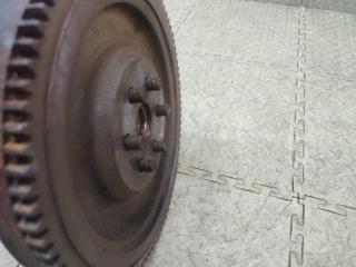 Маховик SUZUKI ALTO LAPIN HE21S K6A 2 ракурс Маховик SUZUKI ALTO LAPIN HE21S K6A 2 ракурс