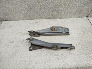 Петля капота MITSUBISHI MINICA H42A 3 ракурс
