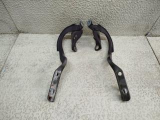 Петля капота SUBARU LUCRA L455F 1 ракурс Петля капота SUBARU LUCRA L455F 1 ракурс