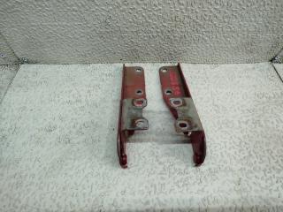 Петля капота MITSUBISHI EK WAGON H82W 2 ракурс Петля капота MITSUBISHI EK WAGON H82W 2 ракурс