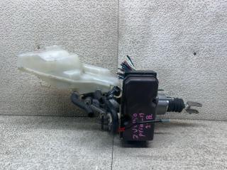 Главный тормозной цилиндр TOYOTA PRIUS ZVW50 2ZR-FXE 47210-47210 4 ракурс