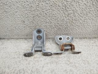 Петля дверная правая передняя NISSAN DUALIS KNJ10 1 ракурс