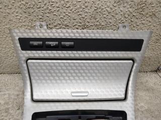 Консоль кпп BMW X3 E83 2 ракурс Консоль кпп BMW X3 E83 2 ракурс