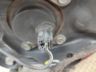 Ступица левая задняя TOYOTA ISIS ANM10 1AZ-FSE 5 ракурс