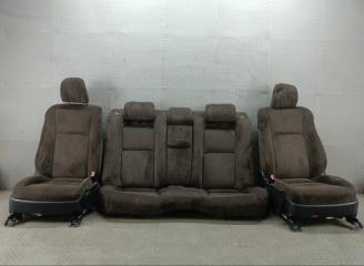 Сидение TOYOTA CROWN AWS210 2AR-FSE 1 ракурс