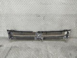 Решетка радиатора TOYOTA VOXY AZR60 53101-28220 5 ракурс
