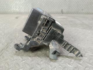 Блок предохранителей NISSAN SERENA RC24 5 ракурс