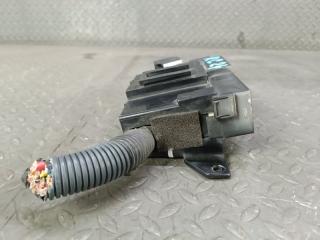 Блок предохранителей NISSAN SERENA RC24 24382 AD011 3 ракурс