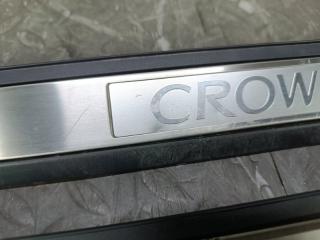 Накладка на порог TOYOTA CROWN GRS210 5 ракурс